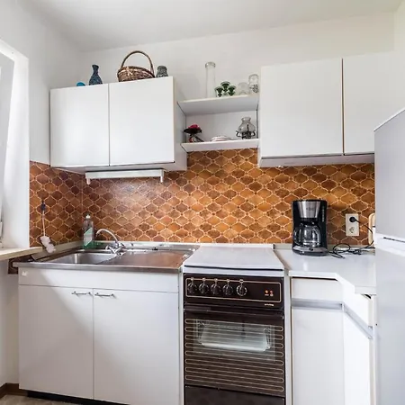 Haus Schild דירה